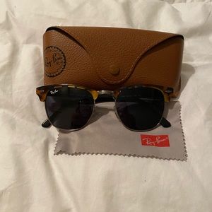 Raybans clubmaster
